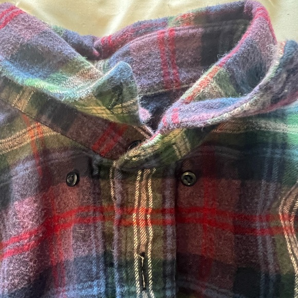 Abercrombie & Fitch Plaid Flannel Button Up size L - Picture 10 of 11